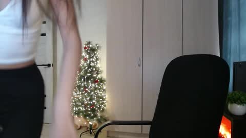 Snapshot of lenagordon chatting on 01.18.26 lenagordon online show from 01.18.26