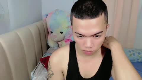 Snapshot of lenawet_0520 chatting on 02.05.25 lena online show from 02.05.25