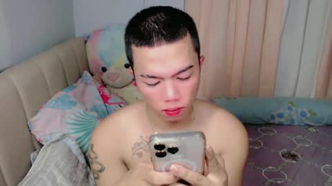 Snapshot of lenawet_0520 chatting on 02.15.25 lena online show from 02.15.25