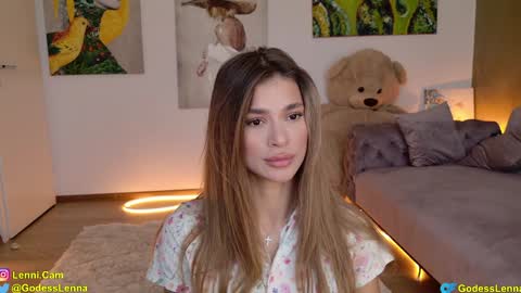 Lenna Goddess online show from 03.10.25