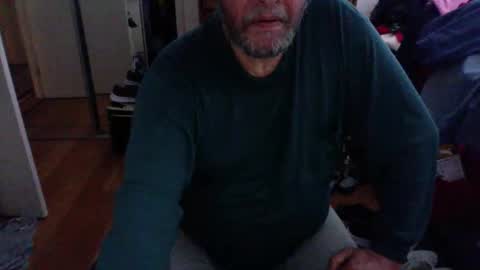 Snapshot of lennyfife chatting on 09.17.25 Pussylicker online show from 09.17.25