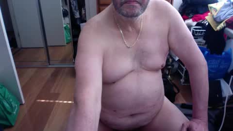 Snapshot of lennyfife chatting on 09.30.25 Pussylicker online show from 09.30.25