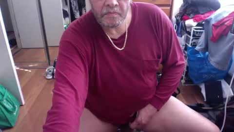 Snapshot of lennyfife chatting on 10.01.25 Pussylicker online show from 10.01.25