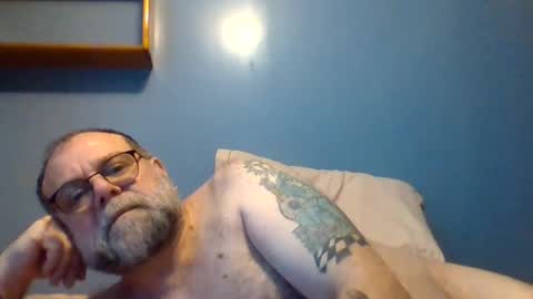 leo71313 online show from 12.20.25