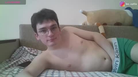 leo_cutie online show from 03.17.26