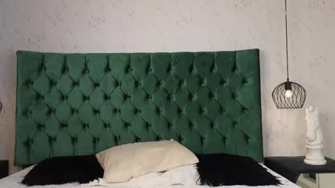 Snapshot of leo_delvey chatting on 03.07.25 leo online show from 03.07.25