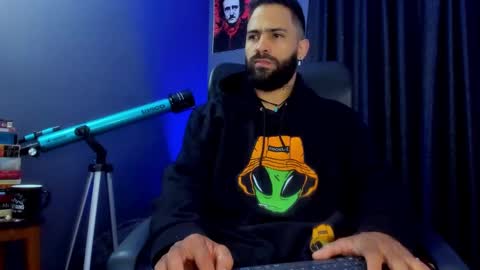 Leo  Diaz online show from 12.29.24