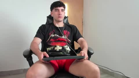 Snapshot of leo_jones389 chatting on 05.23.26 Leo Jones online show from 05.23.26