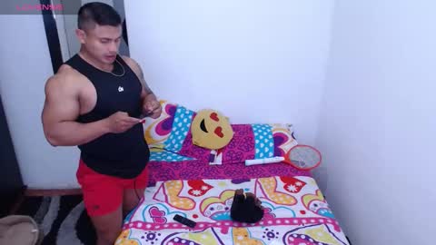 Leo online show from 02.08.25