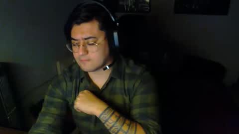 Snapshot of leo_star69 chatting on 11.10.25 leo_star69 online show from 11.10.25