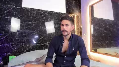 Snapshot of leo_vesper chatting on 06.25.26 leo vesper online show from 06.25.26