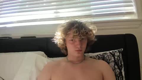 Snapshot of leo_wildd chatting on 09.15.25 leo_wildd online show from 09.15.25