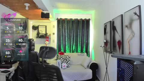 Leon online show from 12.27.24