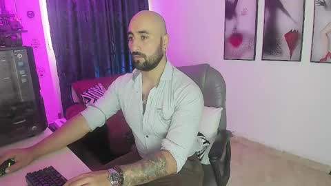 Leon online show from 01.08.25