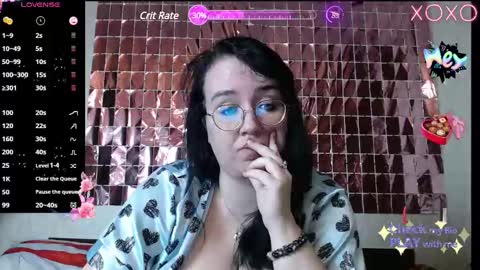 Snapshot of leona_harrison chatting on 02.24.25 Leona Harrison online show from 02.24.25