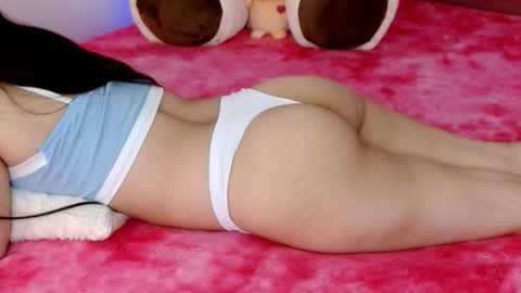 Snapshot of leonacutecam chatting on 09.09.25 LUCY online show from 09.09.25