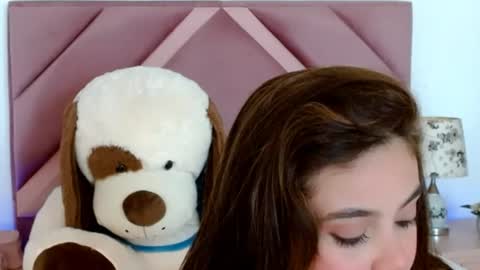 Snapshot of leonacutecam chatting on 07.29.26 LUCY online show from 07.29.26