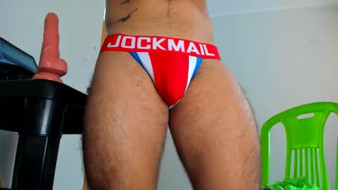 Snapshot of leonardo_sanguinnetti chatting on 10.26.25 JOSEPH online show from 10.26.25