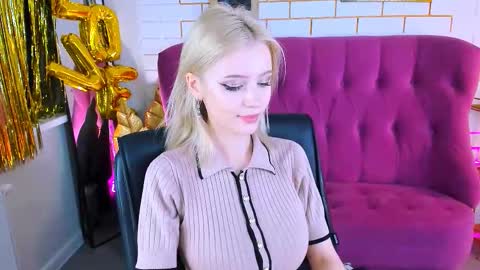 leonastone online show from 09.25.25