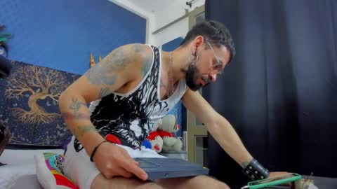 Len online show from 02.14.25