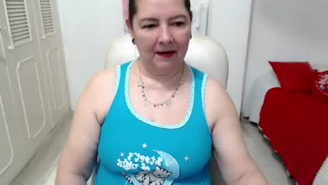 Snapshot of leonela_69 chatting on 06.18.26 leonela online show from 06.18.26
