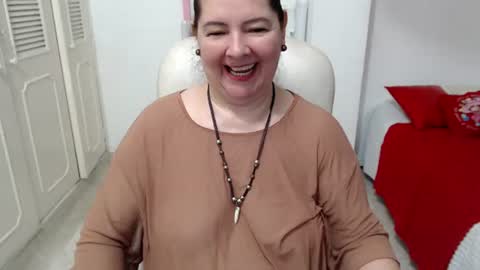Snapshot of leonela_69 chatting on 06.26.26 leonela online show from 06.26.26