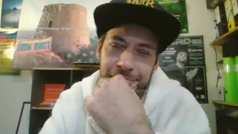 Snapshot of leonidascum chatting on 11.27.25 leonidascum online show from 11.27.25