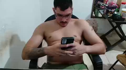 Snapshot of leonino231 chatting on 09.17.25 leonino231 online show from 09.17.25