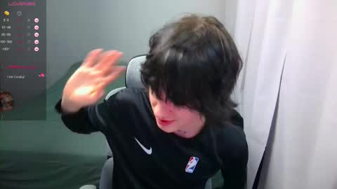 Snapshot of leonkissboy chatting on 03.02.26 leonkissboy online show from 03.02.26