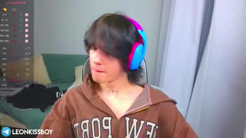 leonkissboy online show from 03.26.26