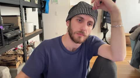 Snapshot of leonvampire chatting on 02.17.25 Leon online show from 02.17.25