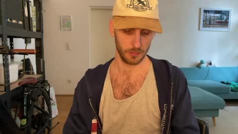 Leon online show from 03.27.26