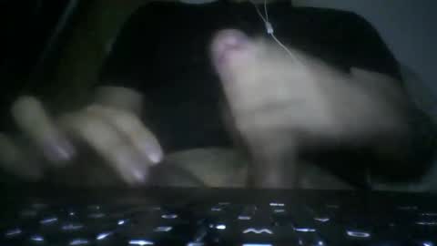 Snapshot of leoonel_95 chatting on 12.20.25 leoonel_95 online show from 12.20.25