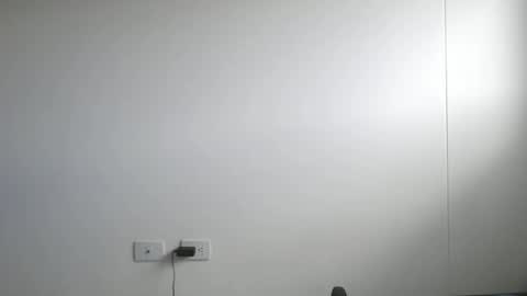 leostorm25 online show from 10.10.25