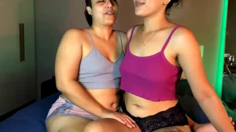 Snapshot of lesbiancouplebrazil2025 chatting on 07.14.26 lesbiancouplebrazil2025 online show from 07.14.26