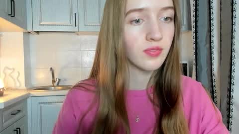  LESLIE   online show from 11.26.25