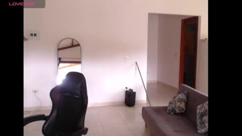 lesly online show from 05.15.26