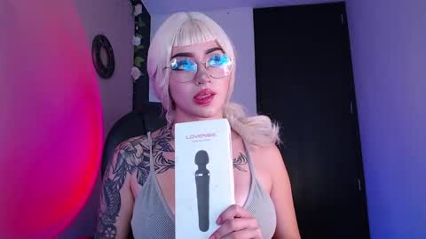 Less  online show from 04.14.26