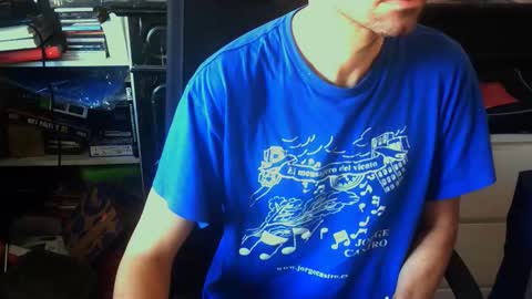 Vampiro Diurno online show from 11.07.25