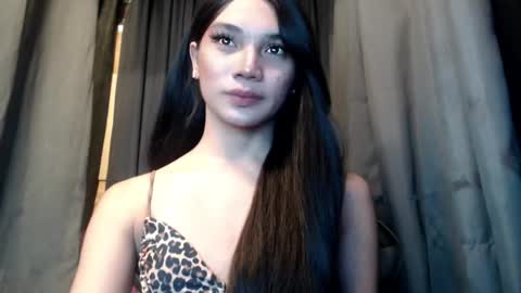 GIRL NEXTDOOR online show from 11.09.25