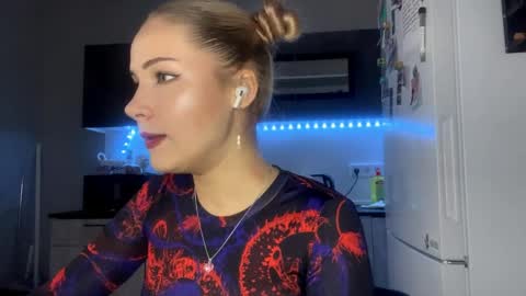 Kate online show from 04.23.26