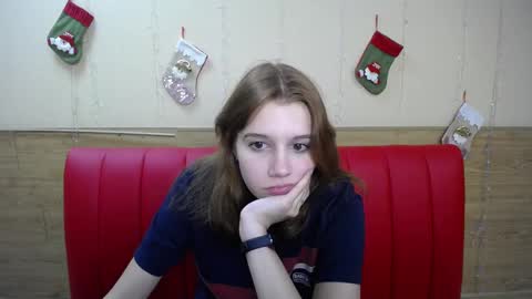 Snapshot of letty_curly chatting on 01.08.25 letty_curly online show from 01.08.25