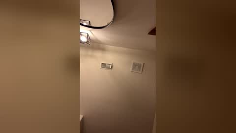 levasisa472230 online show from 04.03.26