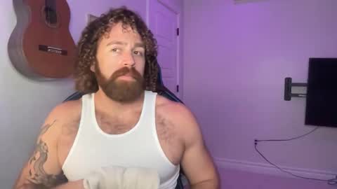 Snapshot of levi_daniel chatting on 10.18.25 Levi Daniel online show from 10.18.25