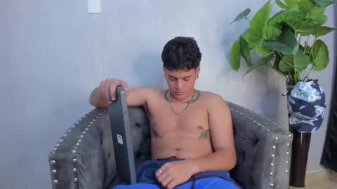 Snapshot of levy_steve chatting on 01.23.25 LevySteven online show from 01.23.25