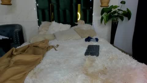 Snapshot of levy_steve chatting on 02.14.25 LevySteven online show from 02.14.25