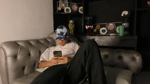 Snapshot of levy_steve chatting on 03.08.25 LevySteven online show from 03.08.25