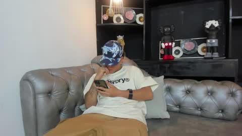 Snapshot of levy_steve chatting on 03.12.25 LevySteven online show from 03.12.25