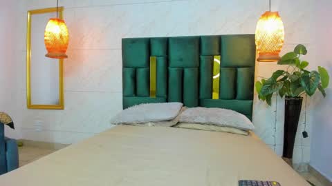 Snapshot of levy_steve chatting on 09.13.25 LevySteven online show from 09.13.25