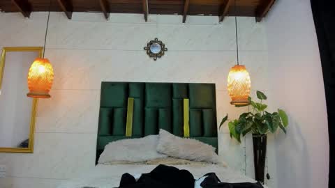 Snapshot of levy_steve chatting on 09.20.25 LevySteven online show from 09.20.25